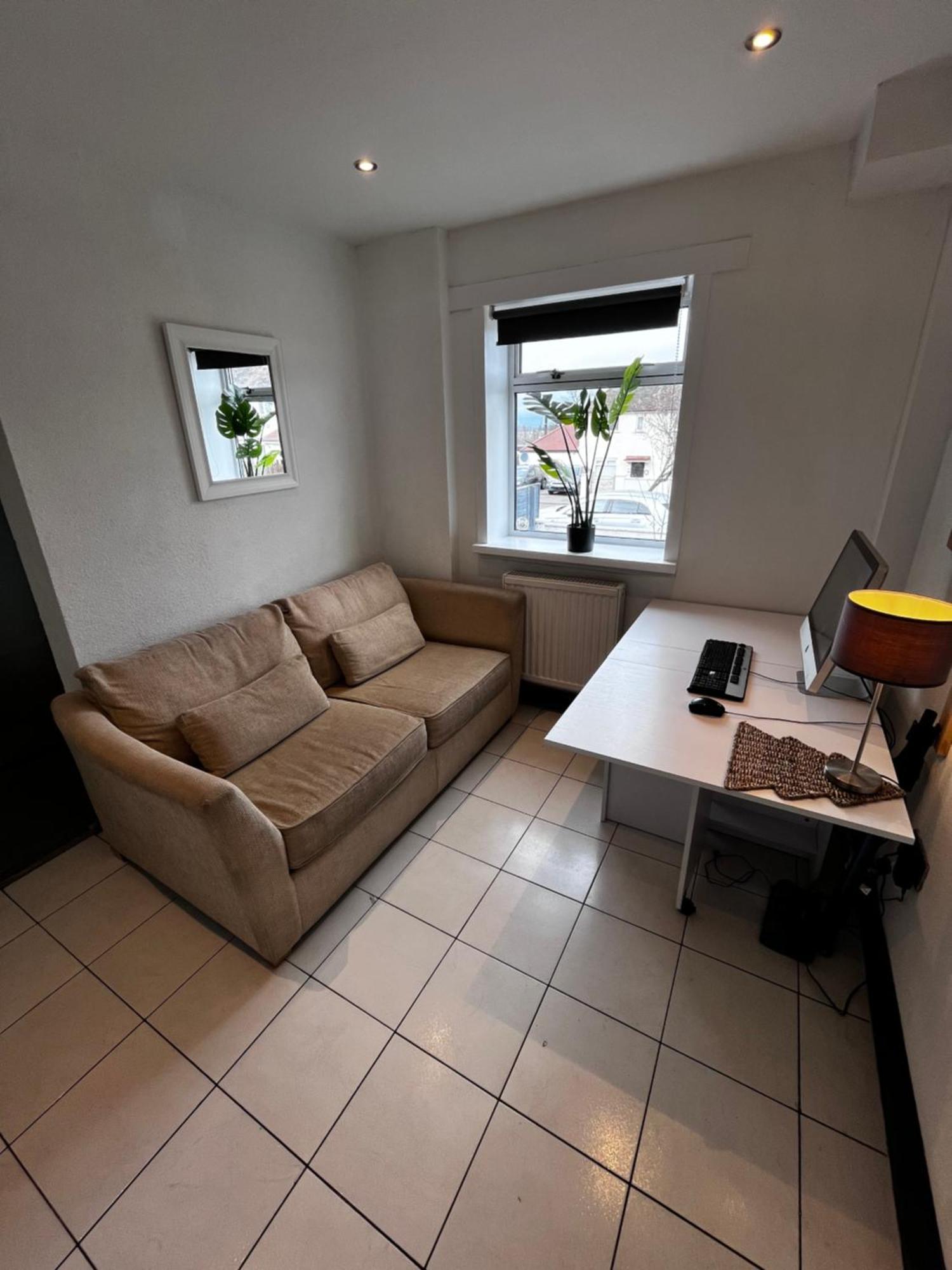 Dreghorn House 4 Bedrooms 3 Toilets 3 Reception Free Parking 233 Mbp Wifi Εδιμβούργο Εξωτερικό φωτογραφία